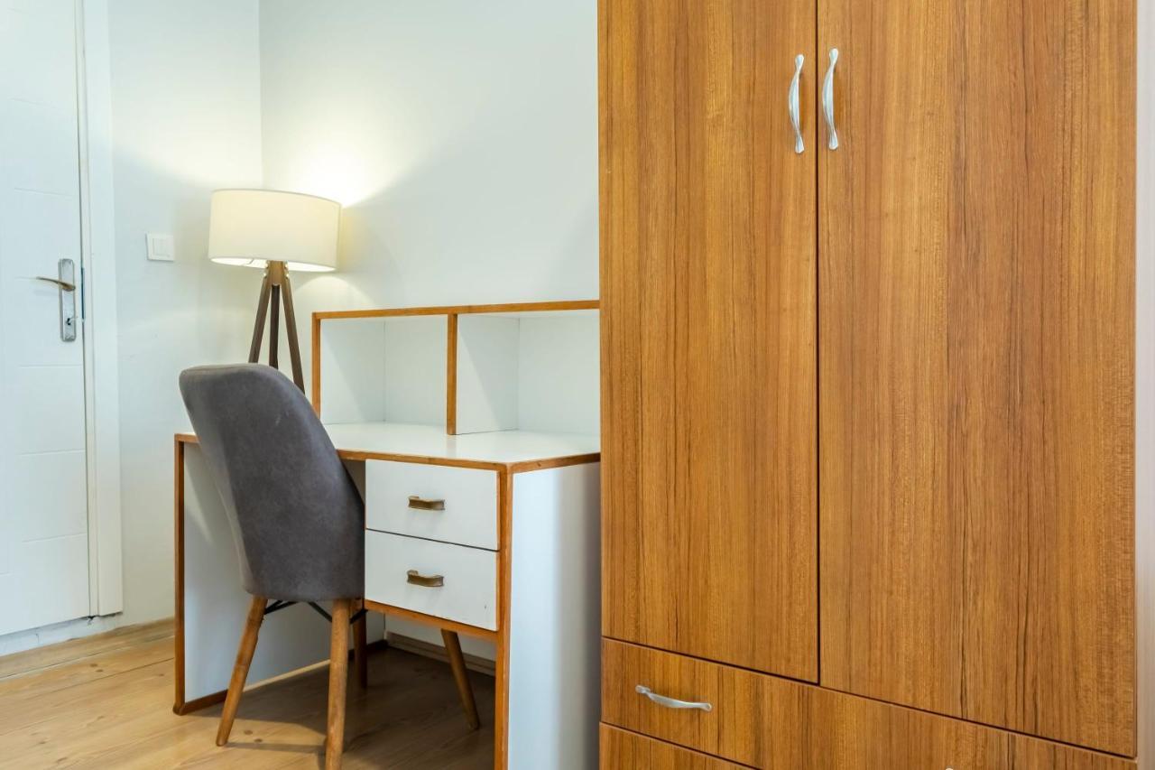 Lovely Flat Near Shore And Trendy Spots In Kadikoy Istanbul Bagian luar foto