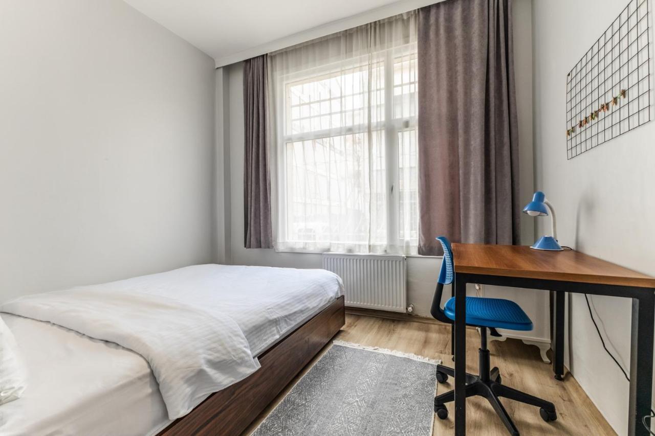 Lovely Flat Near Shore And Trendy Spots In Kadikoy Istanbul Bagian luar foto